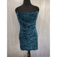 White Fable Velvet Spaghetti Strap Women's Dress Green Dress Size 2 Prom Fairy