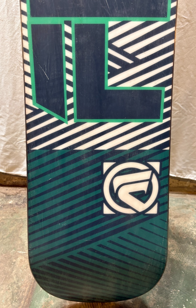 FLOW MERC 156cm EZ Rock Camber All-Mountain Snowboard FLOW 5 L/XL