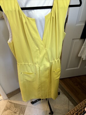 Eli Tahari Yellow Slik Medium Sleeve Less Dress
