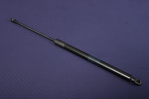 VW Golf Heckklappenstrebe links 5G6827550C mk7 1.6 2016 Linkslenker 2366526