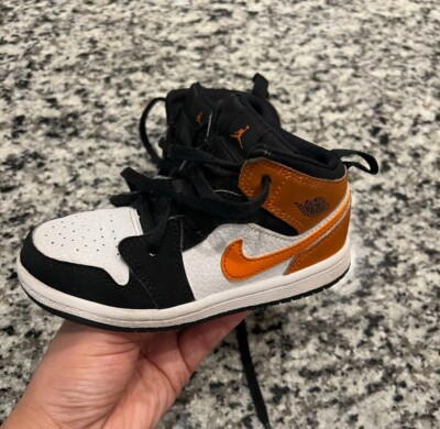 シューズ(男性用) NIKE AIR JORDAN 1 MIDSHATTERED BACKBOARD Nike Air Jordan 1 Mid Shattered Backboard Orange DQ8426-801