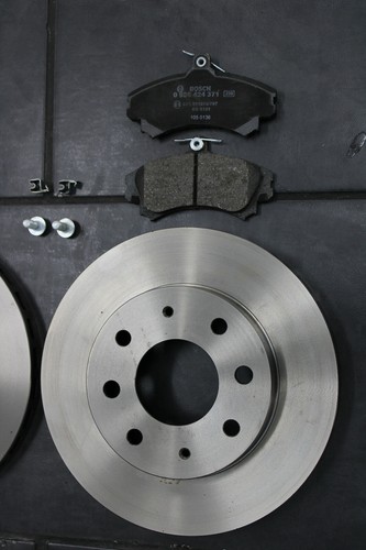 Bremse Vorne Mitsubishi Carisma Volvo S40 Bremsscheibe 0986478531 Bremsbelag - Bild 2 von 7