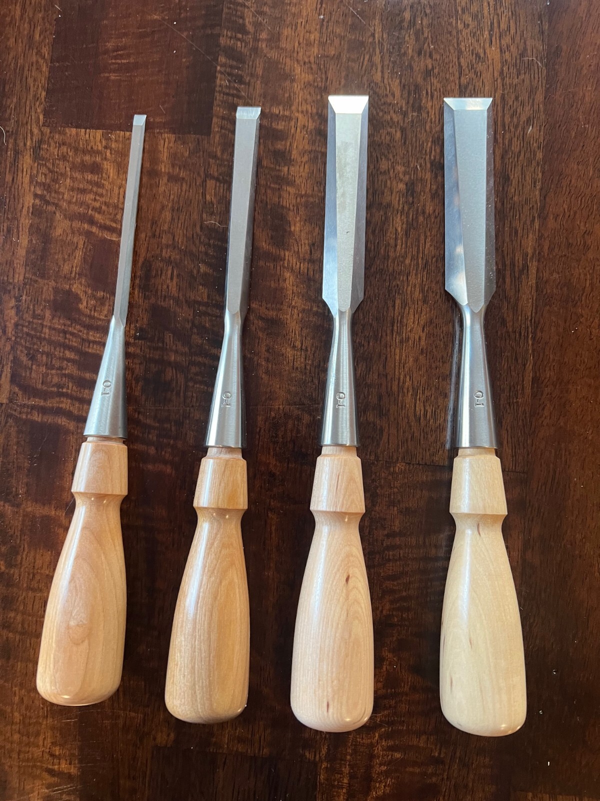 Lie Nielsen 3/16", 3/8", 5/8", 3/4" Bevel Edge Socket Chisels O1