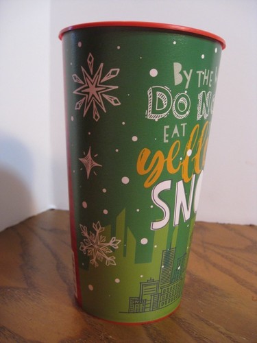 ELF- 22 oz Plastic Cup - Will Farrell - BY THE WAY - DO NOT EAT THE yellow SNOW! - Picture 4 of 6