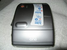 Polaroid One 600 Camera 100mm Focus Range 3ft