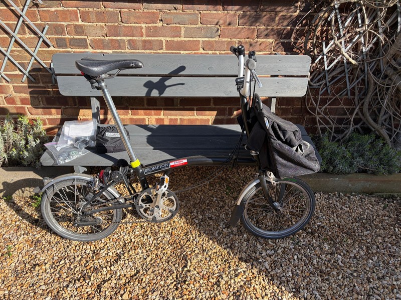 Brompton M3L. 3 Speed/Black with front bag and lights. VGC. Been stored.