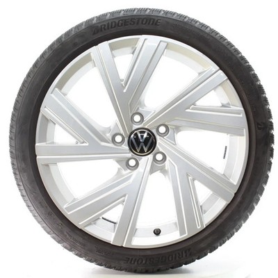 VW Golf 8 VIII CD1 Winterrad Einzelrad Bergamo Bridgestone 225/40R18 5H0601025A