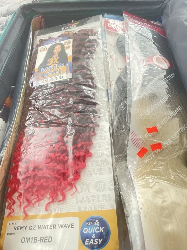 Lote de Cabello Ruwa Trenzado, Cabello Freetress Rizado Crochet, Nuevo Nunca Usado o Abierto! Foto 2 de 4