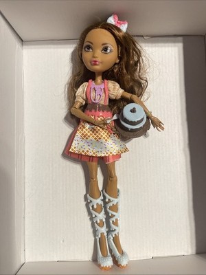 Mattel Ever After High Candy Coated Cedar Wood Doll W/cake Headband Boots