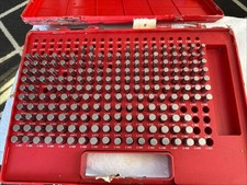 200 PIECE M2 MINUS PIN GAGE SET SIZE: 0.251” To 0.500” ACCURACY: +.0000” 0002”