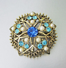 Vintage Blue Rhinestone  Faux Pearl Tone STAR in Circle Gold Tone Brooch Pin