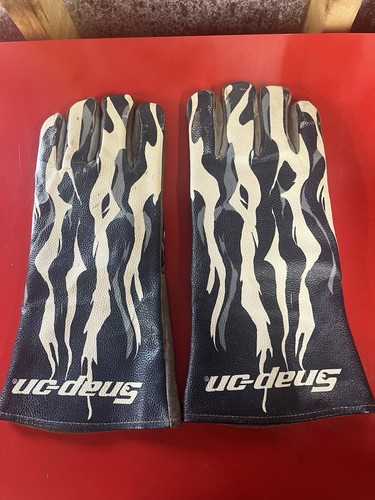 Snap on flame Welding Gloves