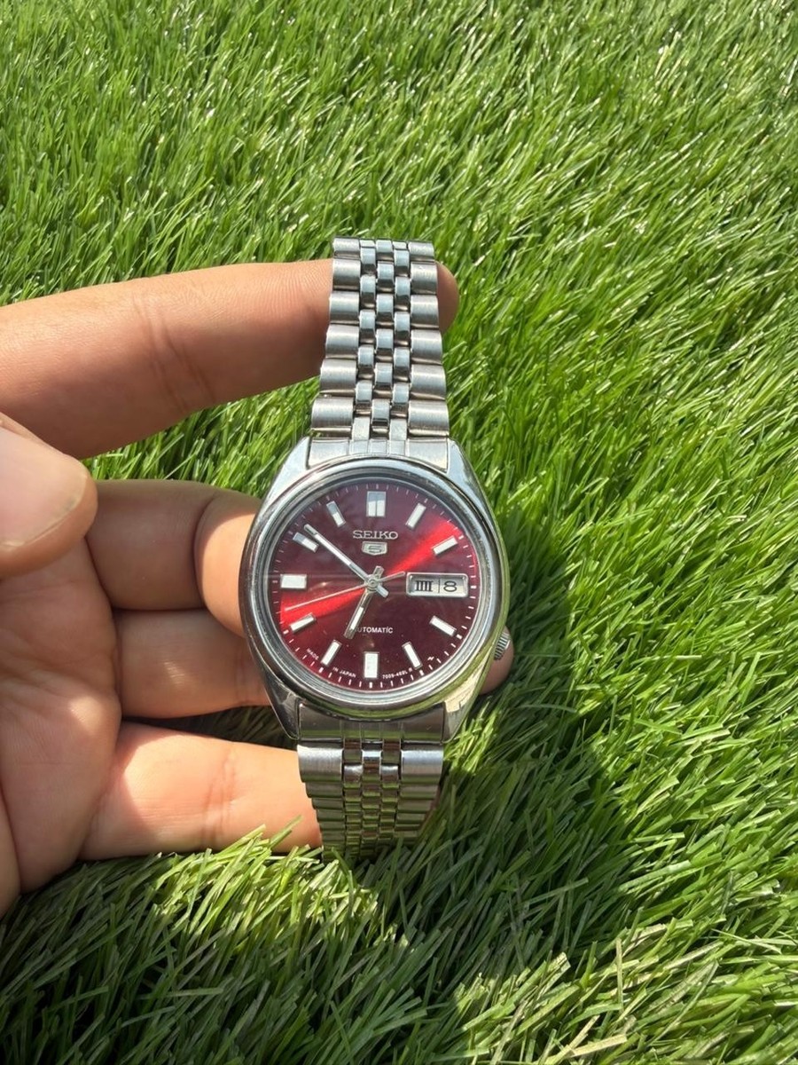 Seiko 5 Automatic 7009-469L-R SNXS Day/DATE 21J Red Dial Men Watch