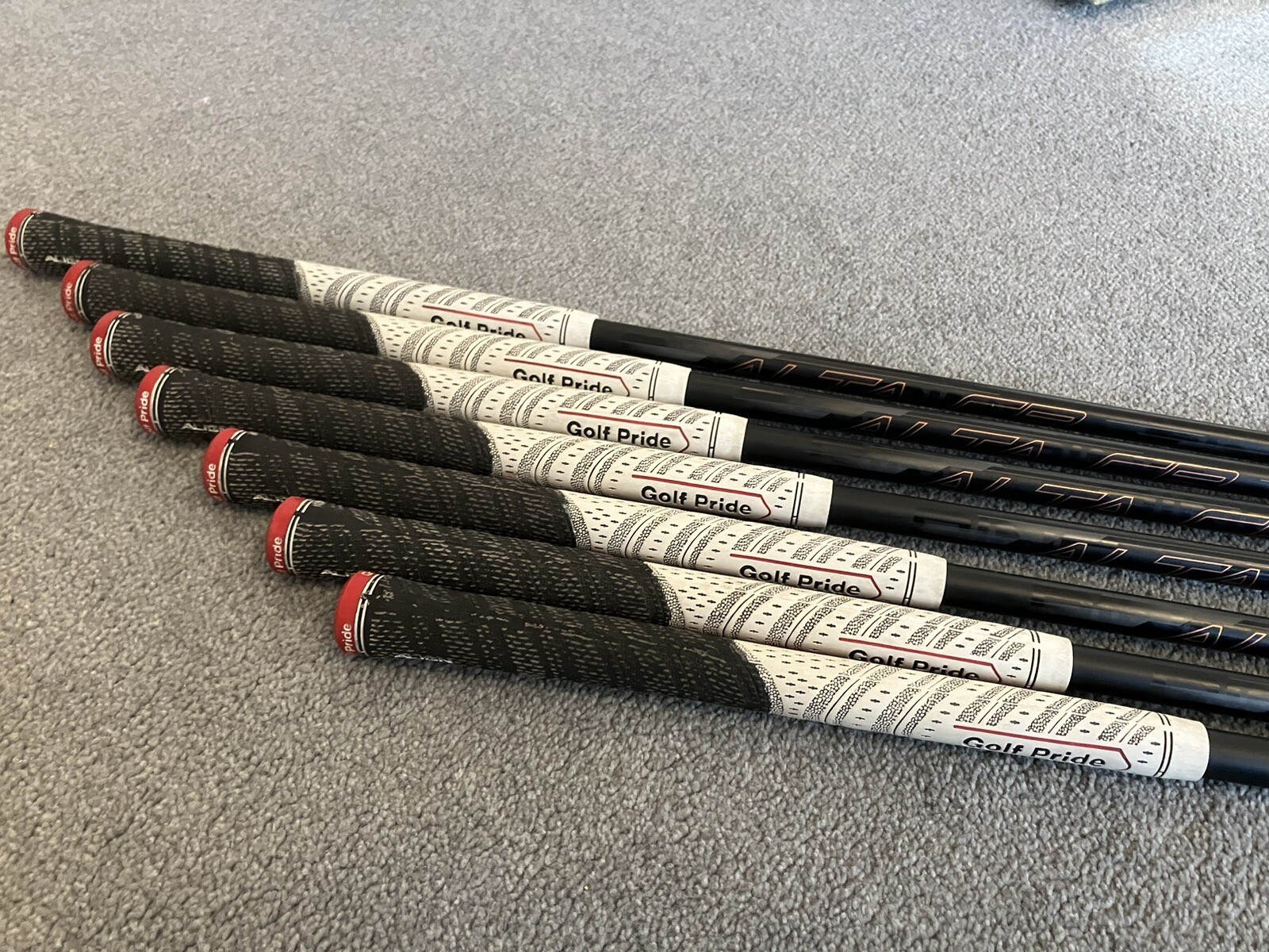 PING G400 IRON SET 5SW /CB ALTA GRAPHITE SHAFTS/ ALIGN GRIPS 7 CLUBS