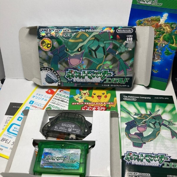 Pokémon Emerald (Rayquaza Version) - Game Boy Advance - Complete w/map Japanese Pokémon Emerald (Rayquaza Version) - Game Boy Advance - Complete w/map Japanese