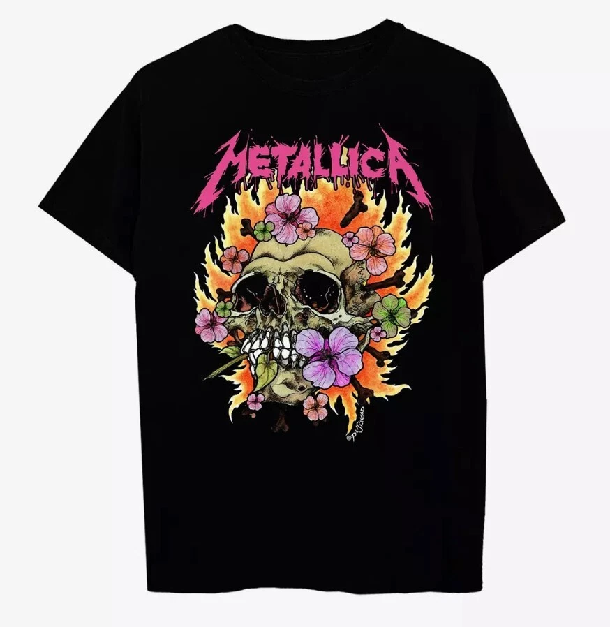 metallica shirt girl