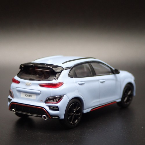 2019-2025 HYUNDAI KONA N BLUE 1:64 SCALE COLLECTIBLE DIORAMA DIECAST MODEL CAR - Picture 7 of 7