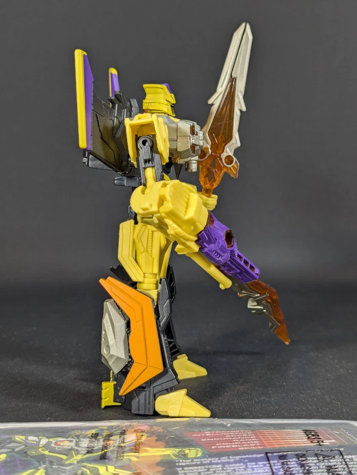 Transformers Botcon Pirates Vs Knights Brimstone complete Timelines 2014 FunPub - Image 4 of 4