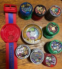 YoKai Watch DX YoKai Reloj Unidad Principal Set con 80 Medallas Normales Holo Tipos