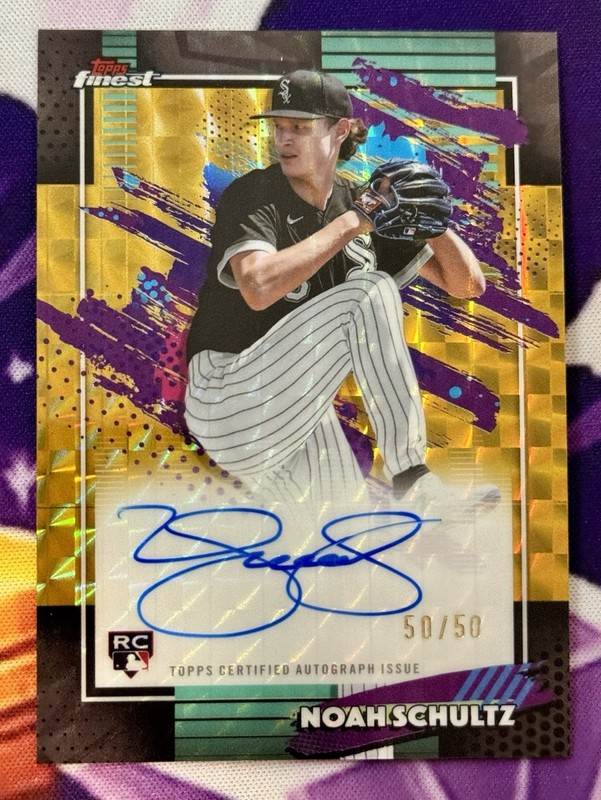 NOAH SCHULTZ 2026 TOPPS FINEST ROOKIE GOLD GEOMETRIC RC AUTO 50/50 BOOKENDS