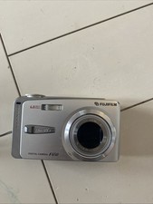 Fujifilm FinePix F Series F650 6.0MP Digital Camera - Silver Works