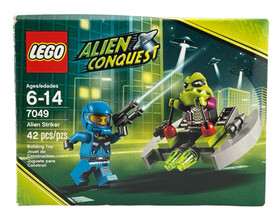 Lego 7049 Alien Conquest Alien Striker 100% Complete w/ Instructions Box