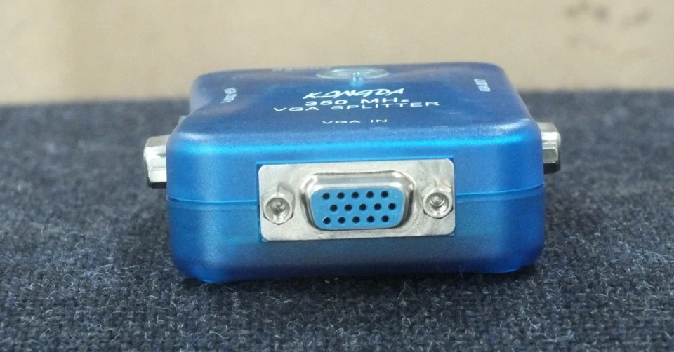 KONGDA MT-3502-A 2 PORT VGA SPLITTER UNTESTED - Image 4 of 4