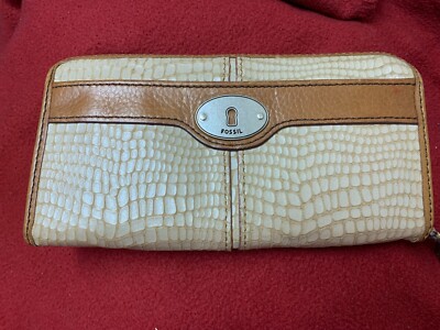 FOSSIL Women's Zip Around Wallet Snakeskin Embossed Gold