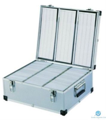 Neo Aluminium 630 CD DVD DJ Flightcase mit nummerierten Hüllen mit Schlossschlüssel