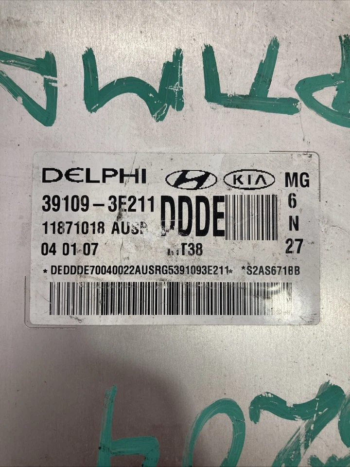 KIA OPTIMA 2006 ECU/ECM 39109-3E211 Foto 3 de 4