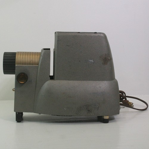 VINTAGE STREAMLINER 500 MODEL 150 SLIDE PROJECTOR AS IS - Picture 3 of 9