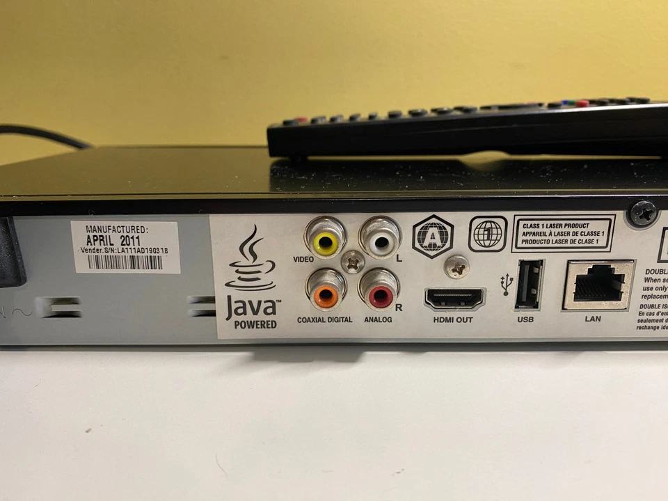 Reproductor Blu Ray Toshiba modelo BDX4200KU con control remoto 1080 escalado listo para 3D Foto 3 de 4