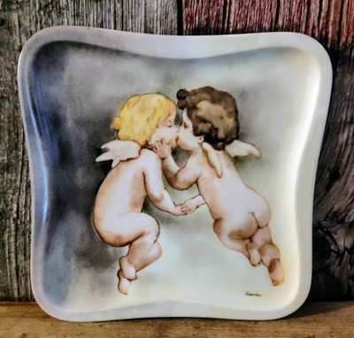 kahla porcelain German Cherub Angels Kissing Plate Handpainted By Alessandra 9x9