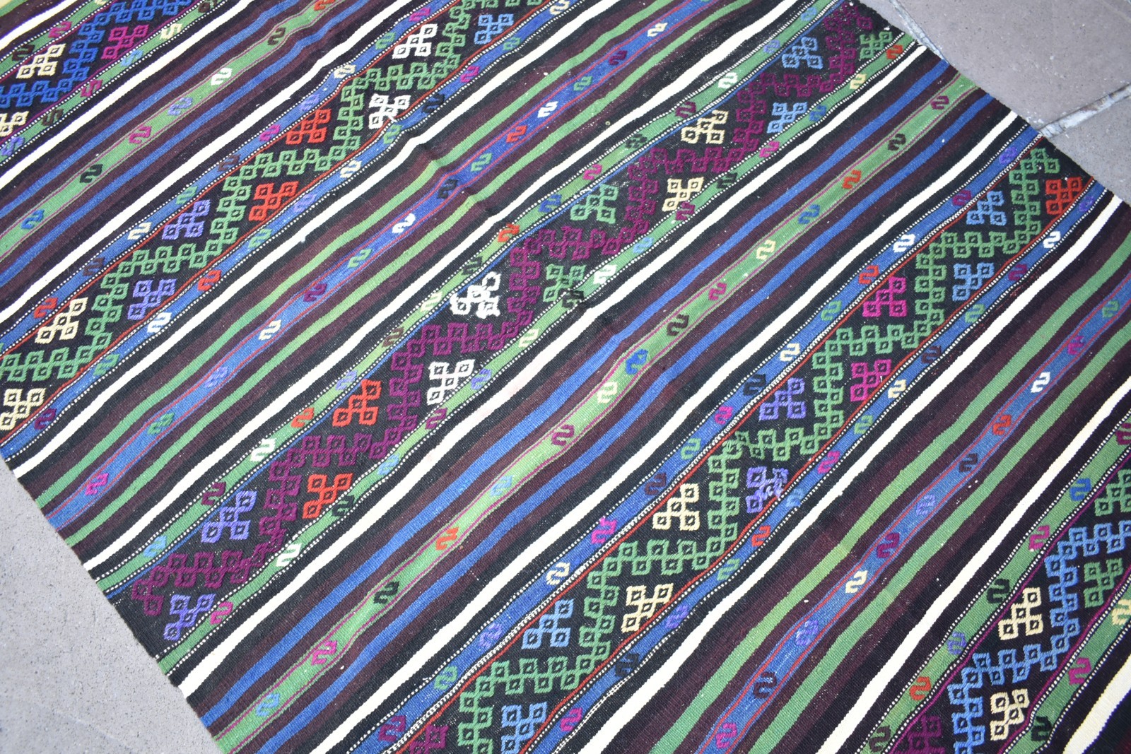 Turkish Rug 4 x 6 ft Vintage Embroidered Oushak Cicim Rug Home Decor Wool Rug