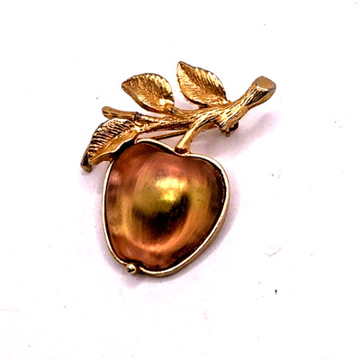 Signed Sarah Coventry~Peach/Yellow Givre Glass Forbidden Fruit Apple Brooch~c 60