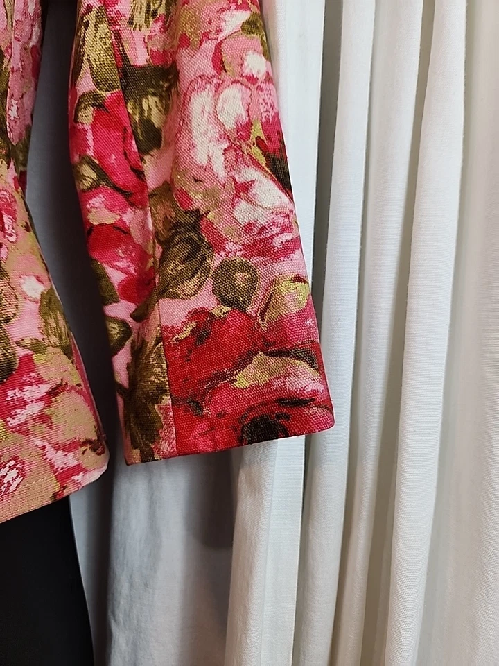 Jaqueta Blazer ANN TAYLOR Petites Rosa Estampa Floral Seda Carreira Tamanho 0 - Imagem 3 de 4