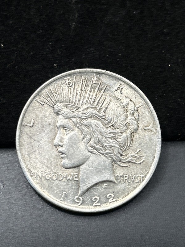 1922-P Peace Silver Dollar 90% US Coin B58
