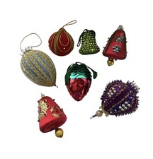 VTG Christmas Ornaments Lot Of 7 Beaded Push Pin Sequin