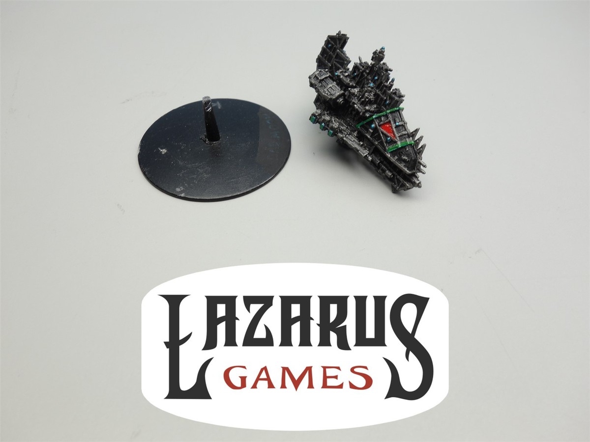 Warhammer 40K Battlefleet Gothic - Ork Kill Kroozer (painted oop