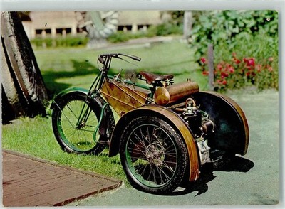 39182858 - De Dion-Bouton Motordreirad anno 1898 Oldtimer Motorrad