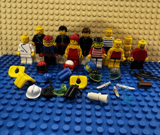 Lego - vintage minifigures and accessories