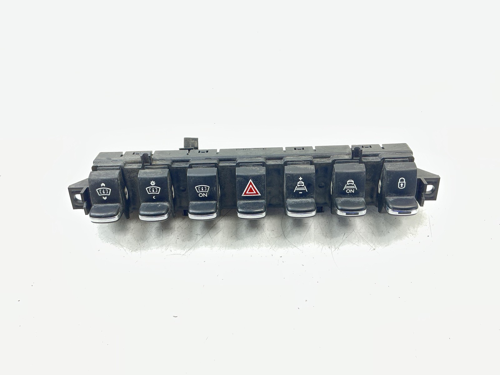 PULSANTIERA CENTRALE PER PEUGEOT 3008 Serie 10033756 5fs (09>16)
