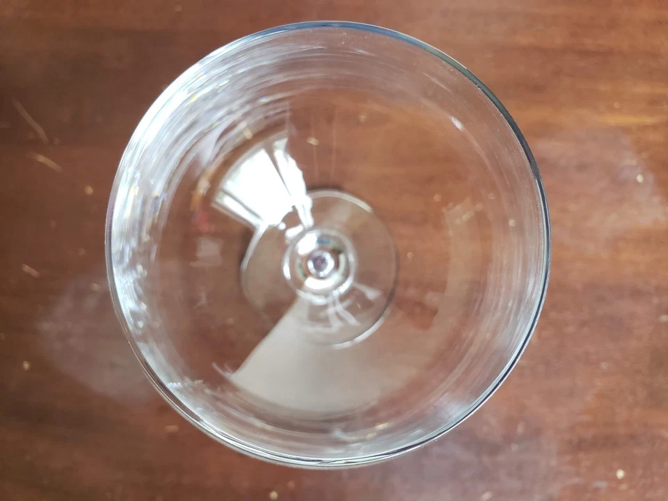 Copa Crescendo de Vino Luigi Bormioli Borgoña Firmada 9 Pulgadas de Alto Foto 2 de 4