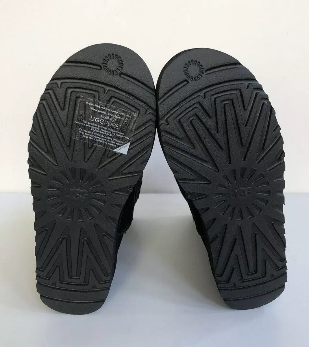 UGG CLASSIC SHORT STUDDED BLACK SWAROVSKI CRYSTAL METAL BOOT US 8