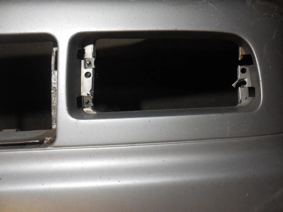 Parachoques exterior delantero plateado 8122575 BMW Serie 3 E36 325i 328i 325is 328is Foto 4 de 4