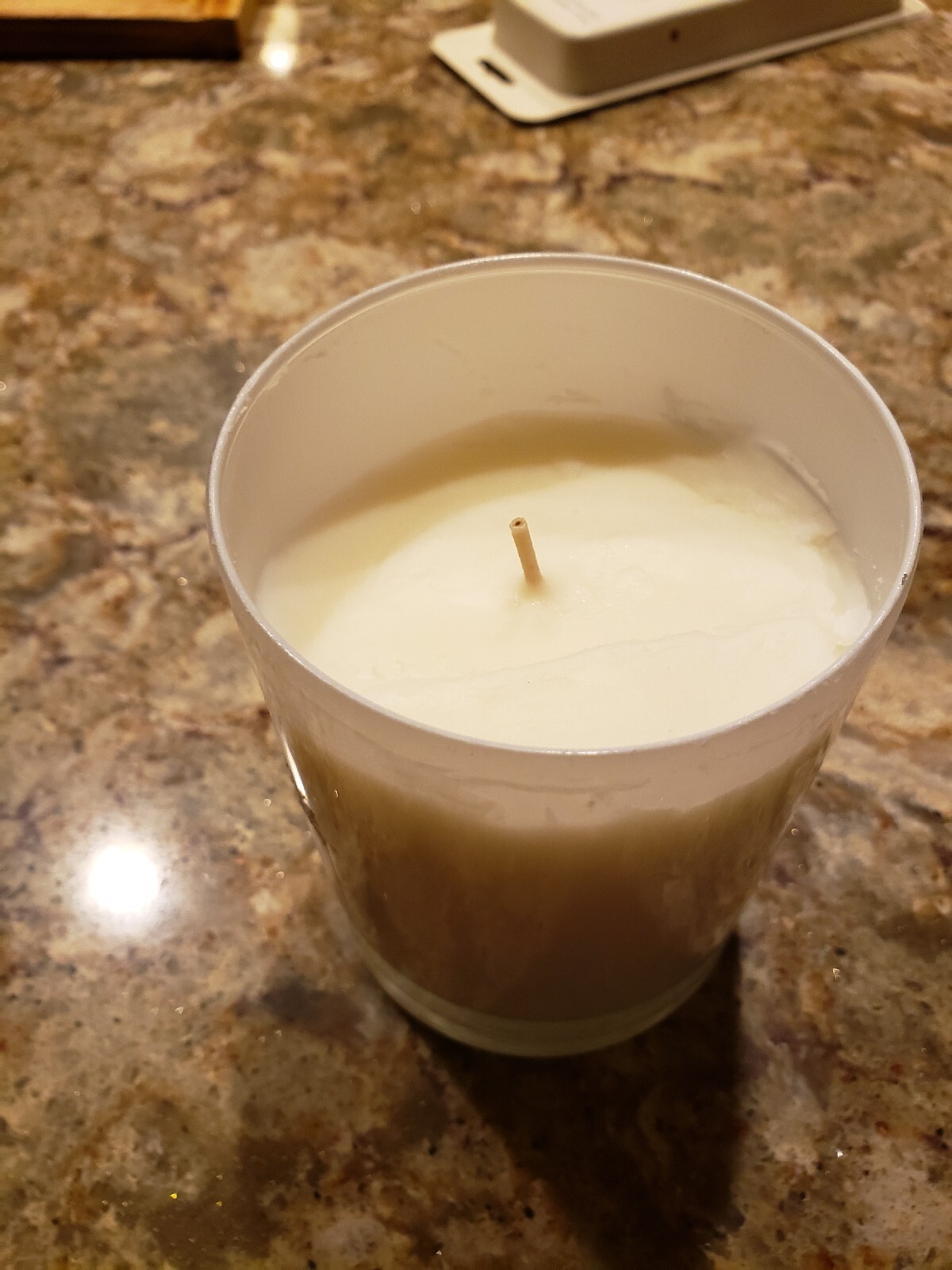 Scentsational Island Retreat Candle Glass Jar 11 oz Wood Wick Coconut