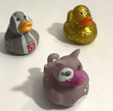 57 Player Glitter Yellow White Eye Gray Ducks Lot of 3 Bath/ Pool/Jeep Toy