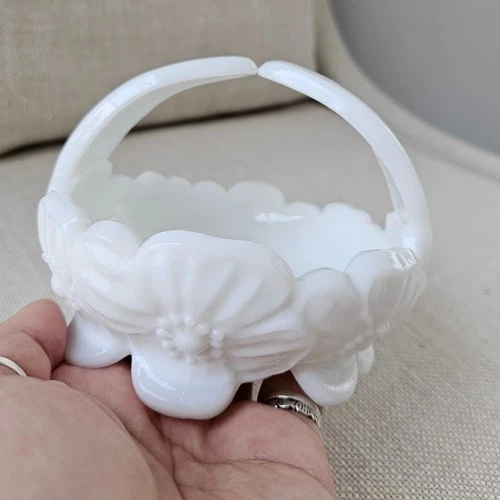 Vintage Westmoreland Tru Milk Glass Floral Poppy Trinket Bowl