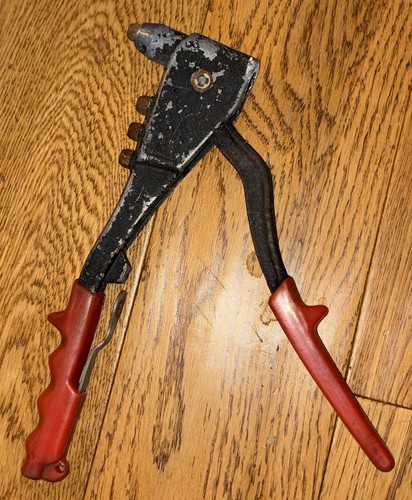 Heavy Duty Blind Rivet Gun Tool - Picture 1 of 2