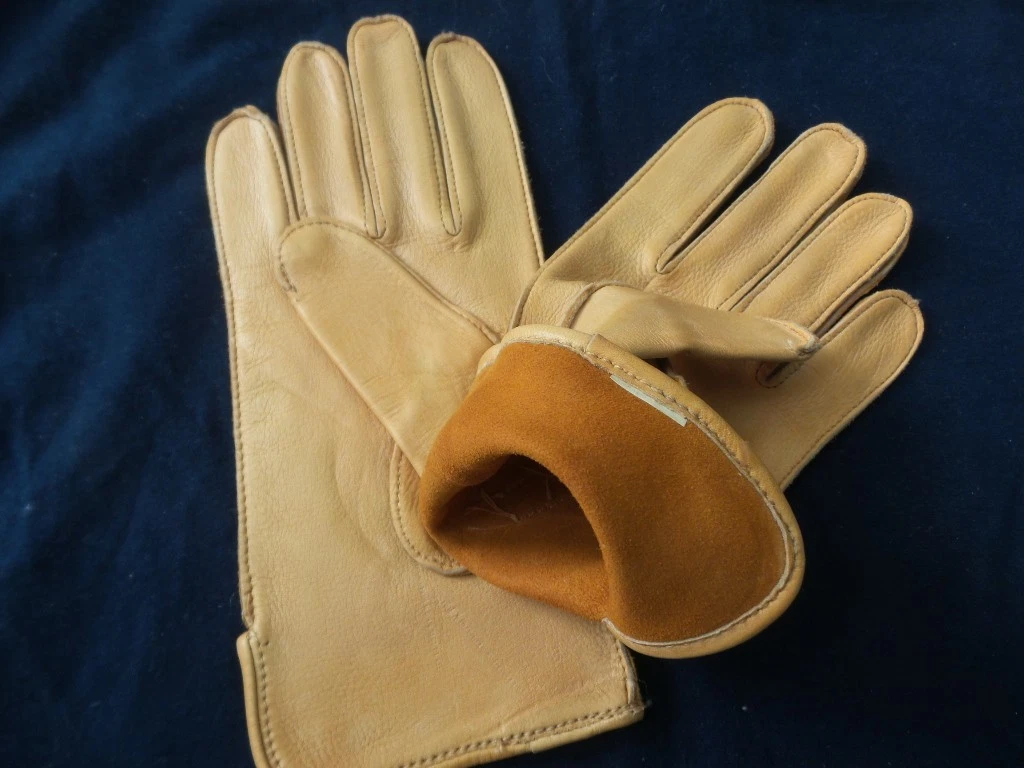 Beatiful Pebble Unbranded Luxury Tan Buttery Soft Leather Unworn Gloves S/M NWOT